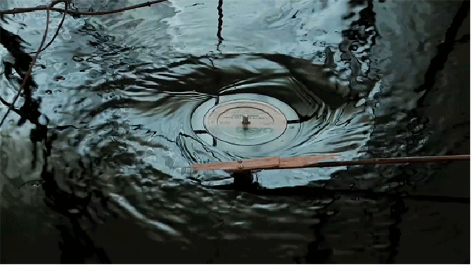 submerged turntable