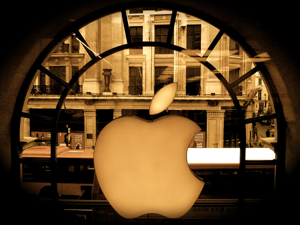 apple logo in london window